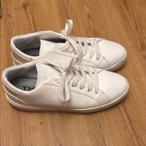 White Minimalist Low-Top Sneakers